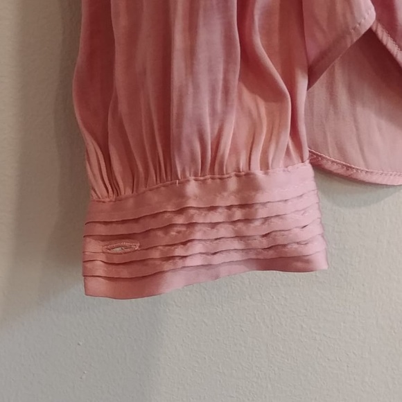 Banana Republic Soft Satin V-Neck Blouse-XS - Picture 3 of 9